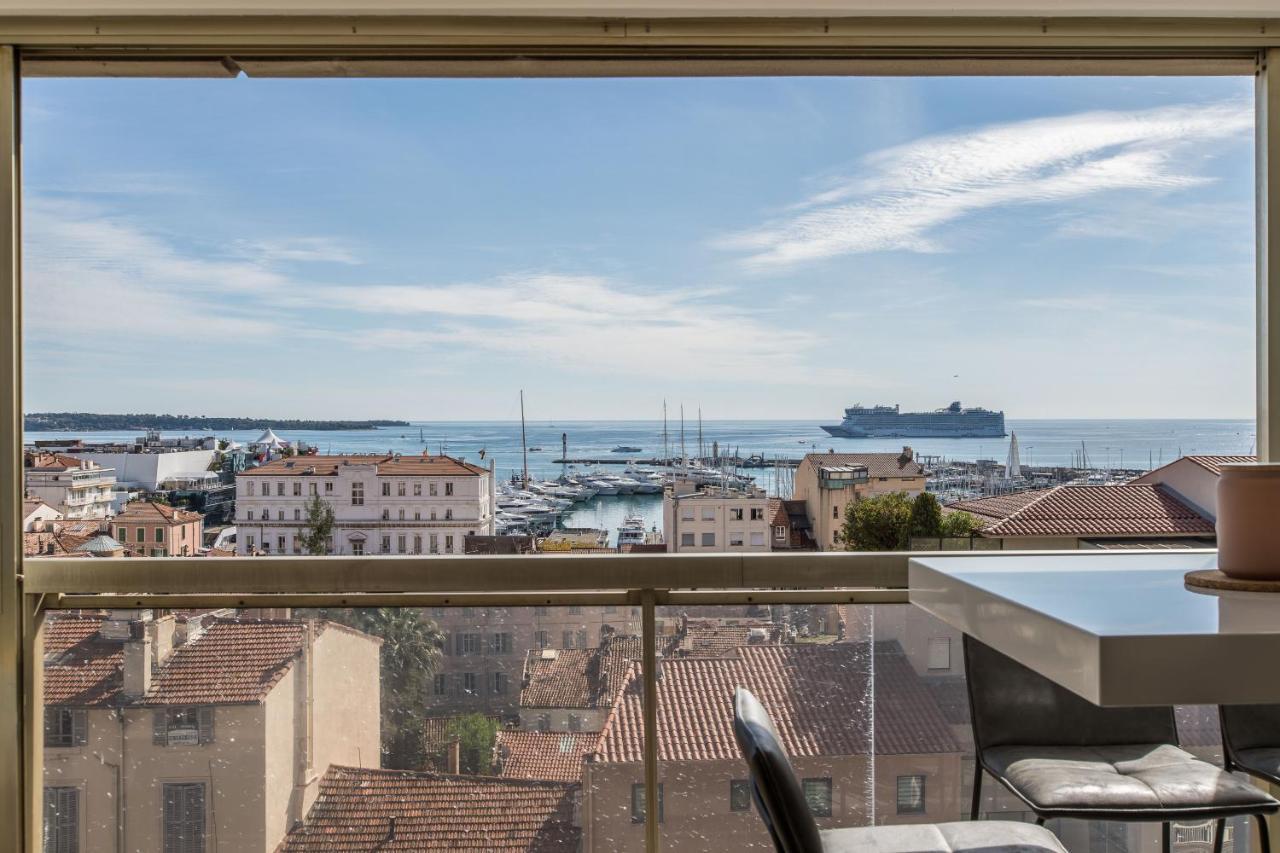Lb Vacation Rentals I Admire Panoramic Ocean Views Through Walls Of Windows Cannes Exteriér fotografie